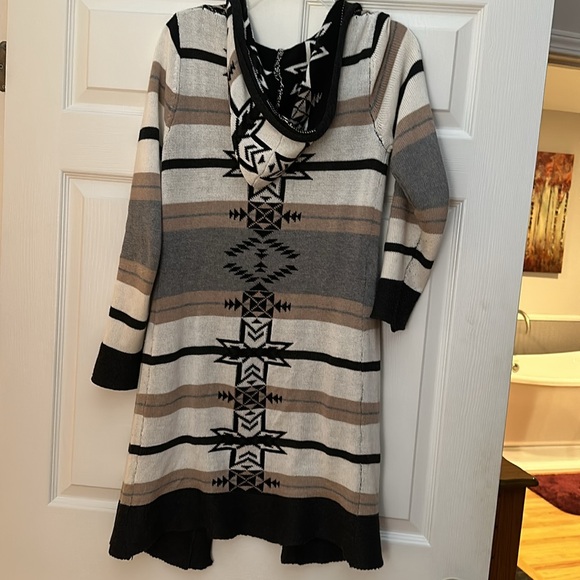 Hooded sweater - Picture 2 of 2